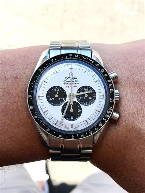 omega speedmaster panda replica